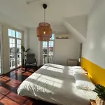 Impact House Хостел