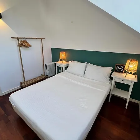 Impact House Hostel Estoril