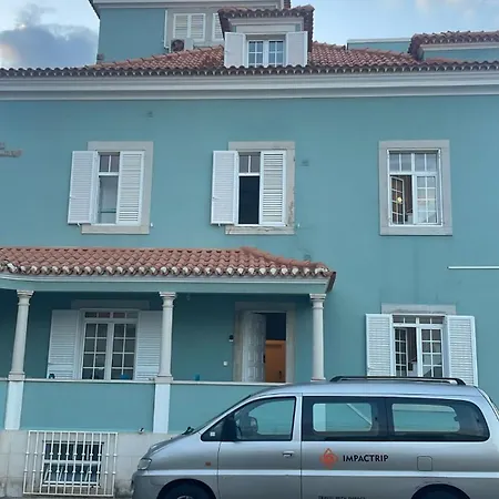 Hostel Impact House *