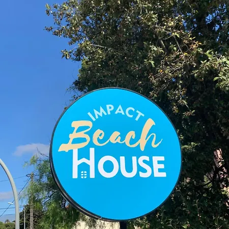 旅馆 Impact House *