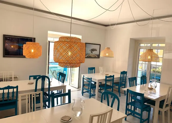 Impact House Hostel *
