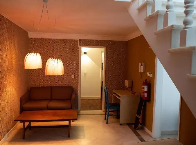 Impact House * Estoril