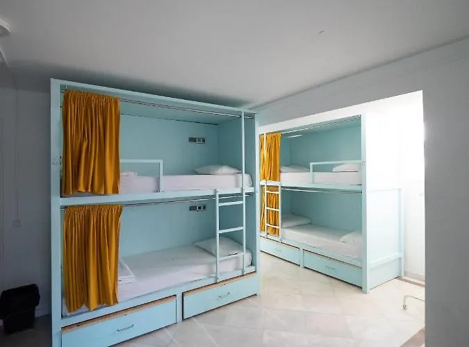 Hostel Impact House *