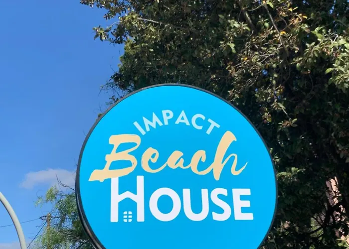 Hostel Impact House *